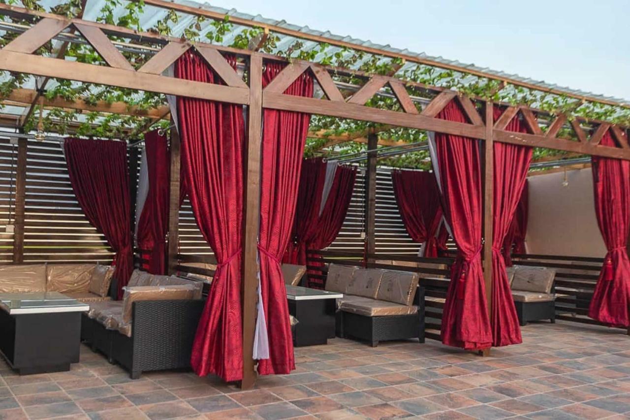 Birekuso The Platinum Bay Hotel מראה חיצוני תמונה
